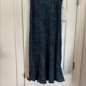 East 5th Blue Patterned Garment